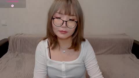 Snapshot of im_erica chatting on November 13, 2025, 2:43 am im_erica online show from November 13, 2025, 2:43 am