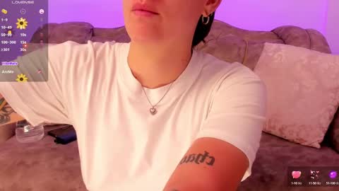 Snapshot of im_jadee_0 chatting on March 9, 2025, 6:28 am im_jadee_0 online show from March 9, 2025, 6:28 am