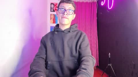 Cami 3 online show from January 13, 2026, 11:43 pm