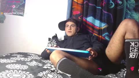 Snapshot of im_juanda chatting on February 4, 2026, 1:22 am im_juanda online show from February 4, 2026, 1:22 am