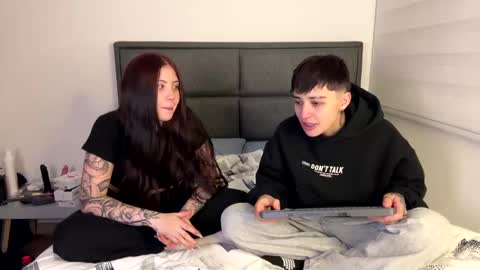 Laia online show from December 31, 2024, 2:40 am