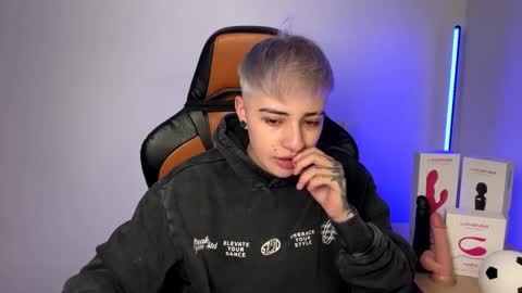 Laia online show from January 20, 2025, 11:54 pm