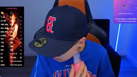 Laia online show from September 15, 2025, 1:11 pm