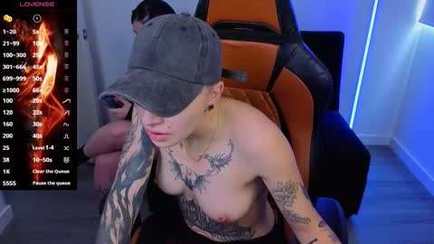 Laia online show from October 24, 2025, 6:15 pm