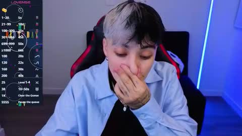 Laia online show from November 4, 2025, 11:59 pm