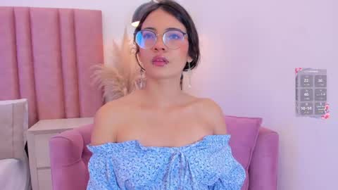 Lilyy  online show from April 18, 2026, 12:53 pm