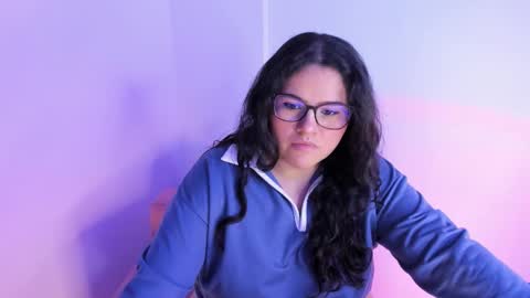 mei mei uwu online show from October 17, 2025, 12:14 am