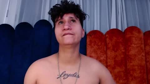 milan online show from September 24, 2025, 2:59 am