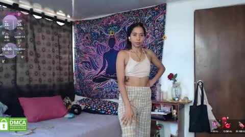 Cutie pie online show from September 8, 2025, 3:44 pm
