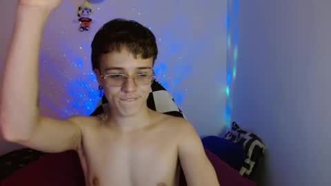 Oliver P online show from March 5, 2025, 1:42 am