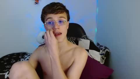 Oliver P online show from March 6, 2025, 12:21 am