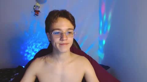 Oliver P online show from March 10, 2025, 1:34 am