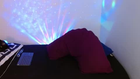 Oliver P online show from March 12, 2025, 12:42 am