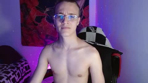 Oliver P online show from October 10, 2025, 11:37 pm