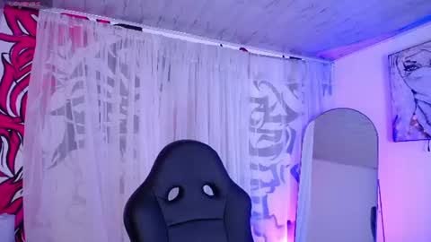 Snapshot of im_rosse_ chatting on June 11, 2026, 12:32 am Jade Rosse online show from June 11, 2026, 12:32 am