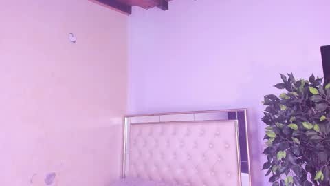 im_sebaslopez online show from March 4, 2026, 7:53 pm