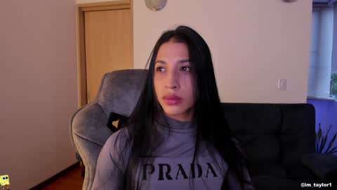 TAYLOR  online show from January 9, 2025, 10:41 pm