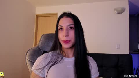 TAYLOR  online show from January 16, 2025, 2:51 am