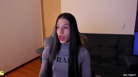 TAYLOR  online show from January 20, 2025, 11:54 pm