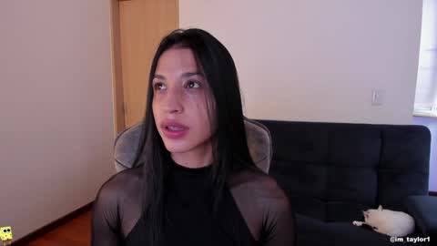 TAYLOR  online show from February 7, 2025, 9:26 pm