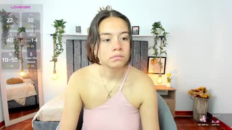 im_tulipan online show from April 10, 2026, 7:40 pm