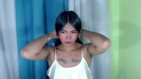 im_yourfairyannaxx online show from February 1, 2025, 2:05 am