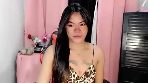 im_yourfairyannaxx online show from October 5, 2025, 6:01 am