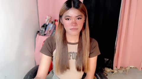 im_yourfairyannaxx online show from March 19, 2026, 6:01 pm