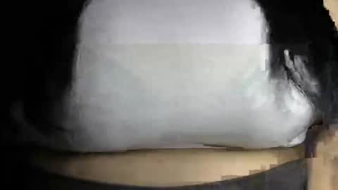 mia latina online show from November 9, 2025, 2:10 am