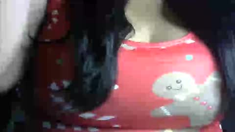 mia latina online show from December 15, 2025, 1:43 am