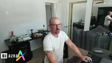 DJ Azra online show from March 2, 2025, 9:11 pm