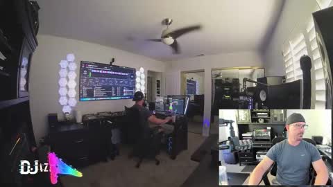 DJ Azra online show from February 3, 2026, 11:54 pm