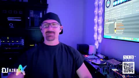 Snapshot of imdjazra chatting on April 20, 2026, 4:26 am DJ Azra online show from April 20, 2026, 4:26 am
