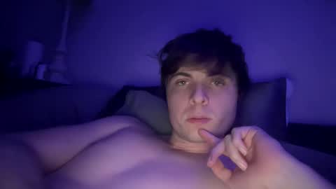 imfittwink22 online show from November 1, 2025, 7:32 am