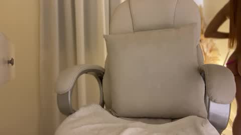 Gabriela online show from December 1, 2024, 11:58 pm