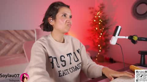 Snapshot of imjess_ chatting on November 19, 2025, 4:34 am imjess_ online show from November 19, 2025, 4:34 am