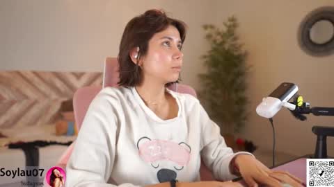 Snapshot of imjess_ chatting on January 12, 2026, 6:29 am imjess_ online show from January 12, 2026, 6:29 am