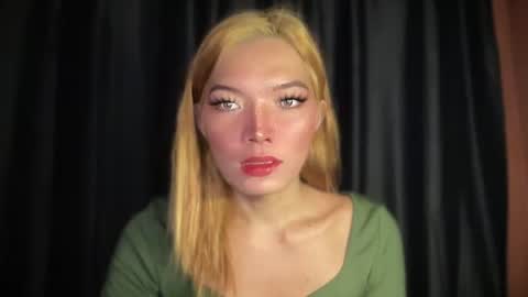 Snapshot of imjustasluttyintownxxx chatting on February 26, 2026, 3:16 am Mika online show from February 26, 2026, 3:16 am