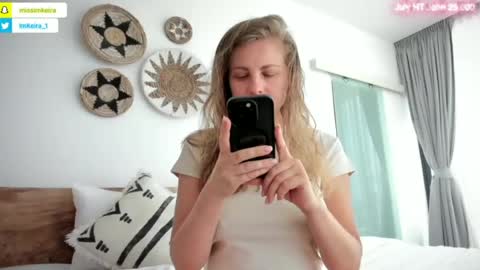 Snapshot of imkeira chatting on July 26, 2026, 6:43 am ImKeira online show from July 26, 2026, 6:43 am