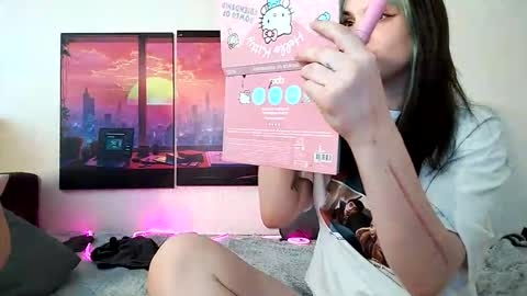 Sam and Jen online show from October 24, 2025, 4:09 am