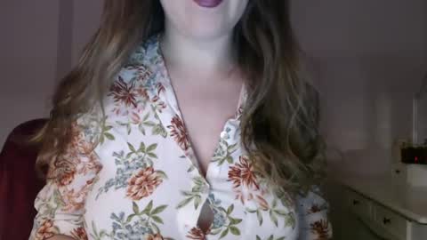 Pola online show from February 4, 2025, 10:02 pm