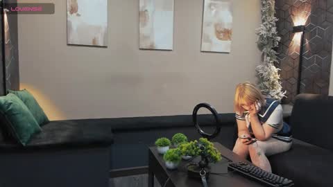 Snapshot of imnysha chatting on March 14, 2026, 9:53 pm ImNysha online show from March 14, 2026, 9:53 pm
