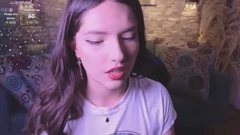 Karen  online show from November 19, 2025, 7:25 pm