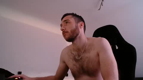 Flummi online show from October 31, 2025, 1:17 am