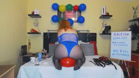 inannalove online show from December 5, 2024, 11:40 pm