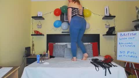 inannalove online show from December 12, 2024, 11:36 pm
