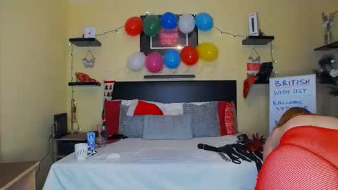 inannalove online show from December 19, 2024, 11:25 pm