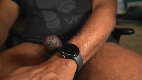 Snapshot of inchesblackuk chatting on March 27, 2026, 11:59 pm Inches online show from March 27, 2026, 11:59 pm