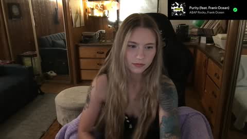 Carter online show from December 10, 2024, 3:20 am