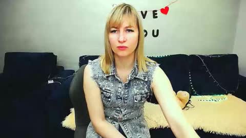 Snapshot of incredible_ariela chatting on March 26, 2026, 10:21 am incredible_ariela online show from March 26, 2026, 10:21 am